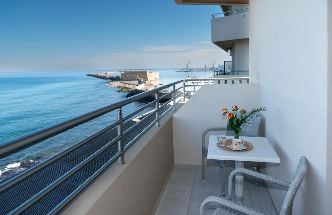 Kronos Hotel-1