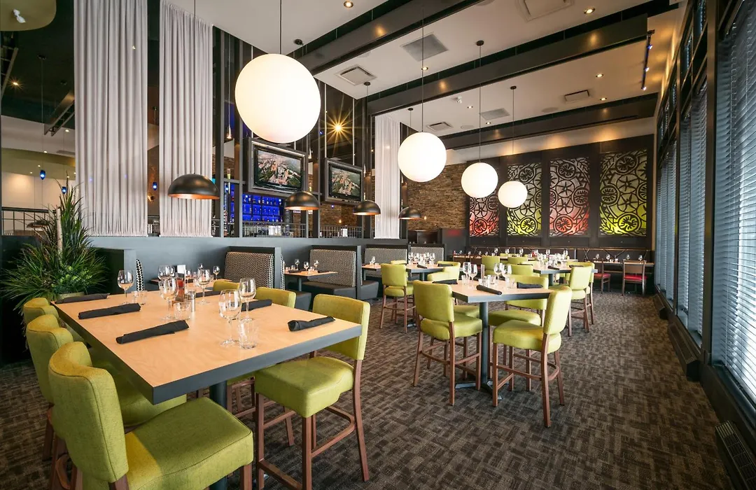 Acclaim Hotel By Clique-1