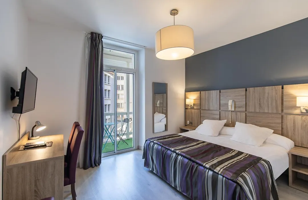 Hôtel Jeanne d'Arc-1