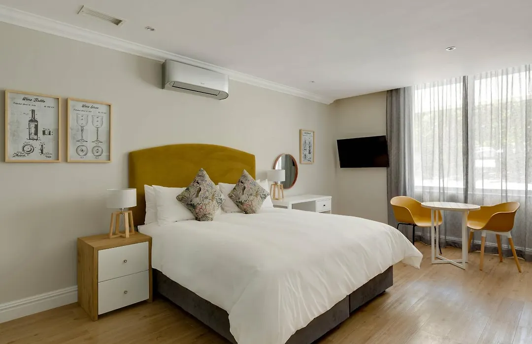 Protea Hotel By Marriott Franschhoek-1
