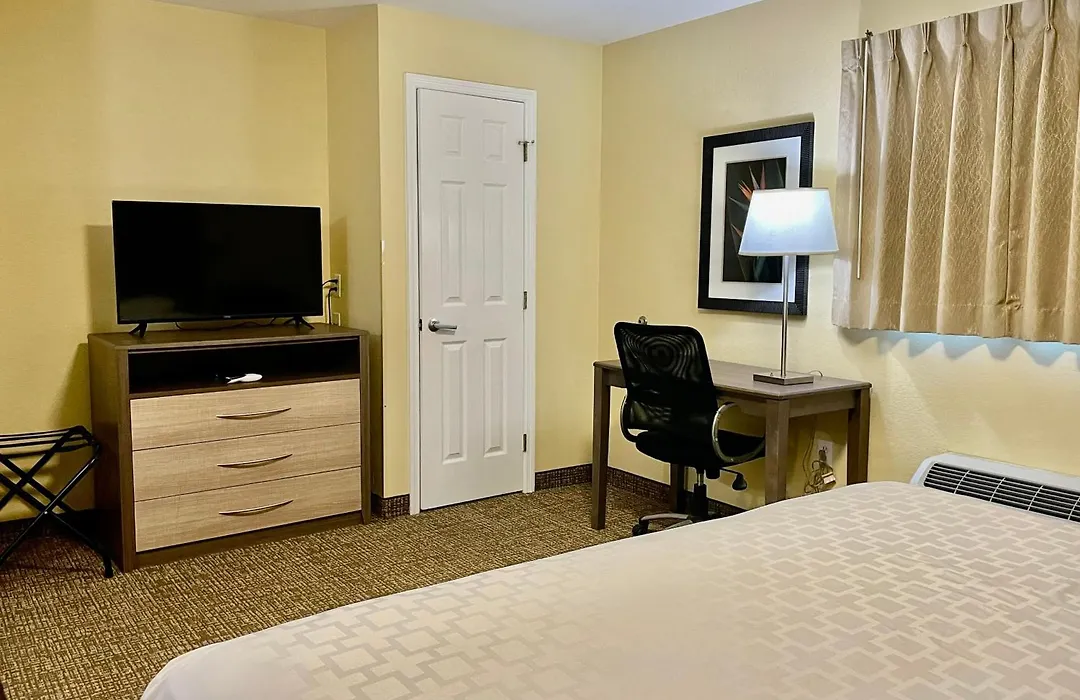 Suburban Studios Fort Myers Cape Coral-1