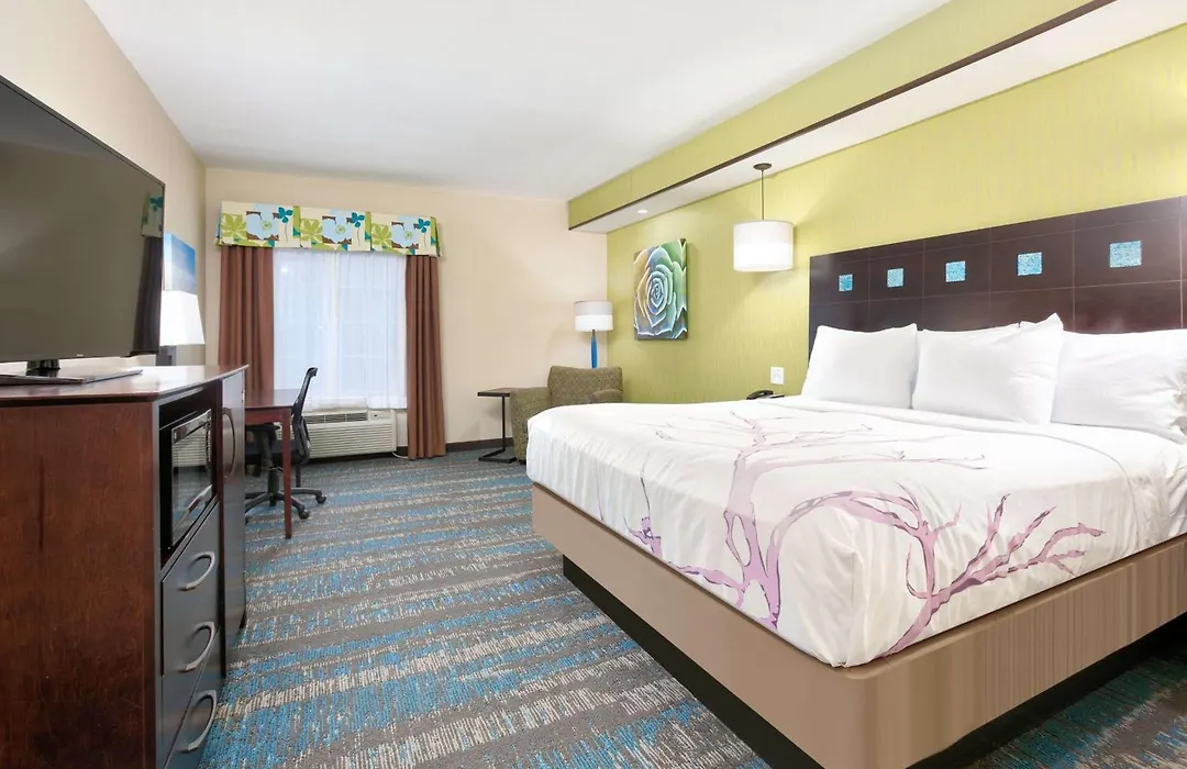 La Quinta By Wyndham Dallas Grand Prairie South-1