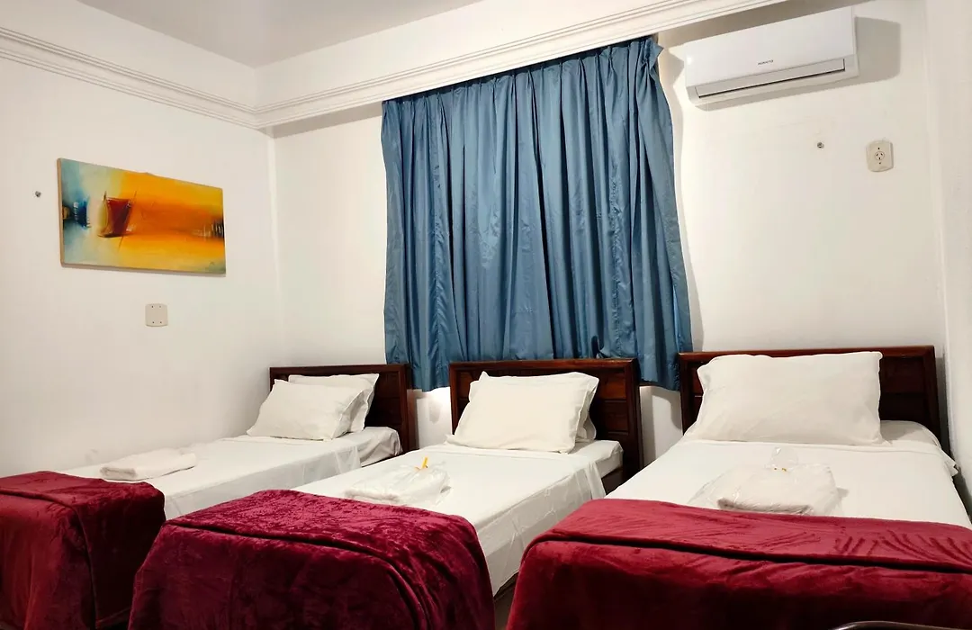 Machado'S Plaza Hotel-1