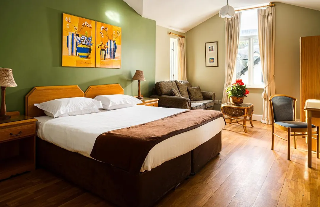 The Oystercatcher Lodge Guest House-1