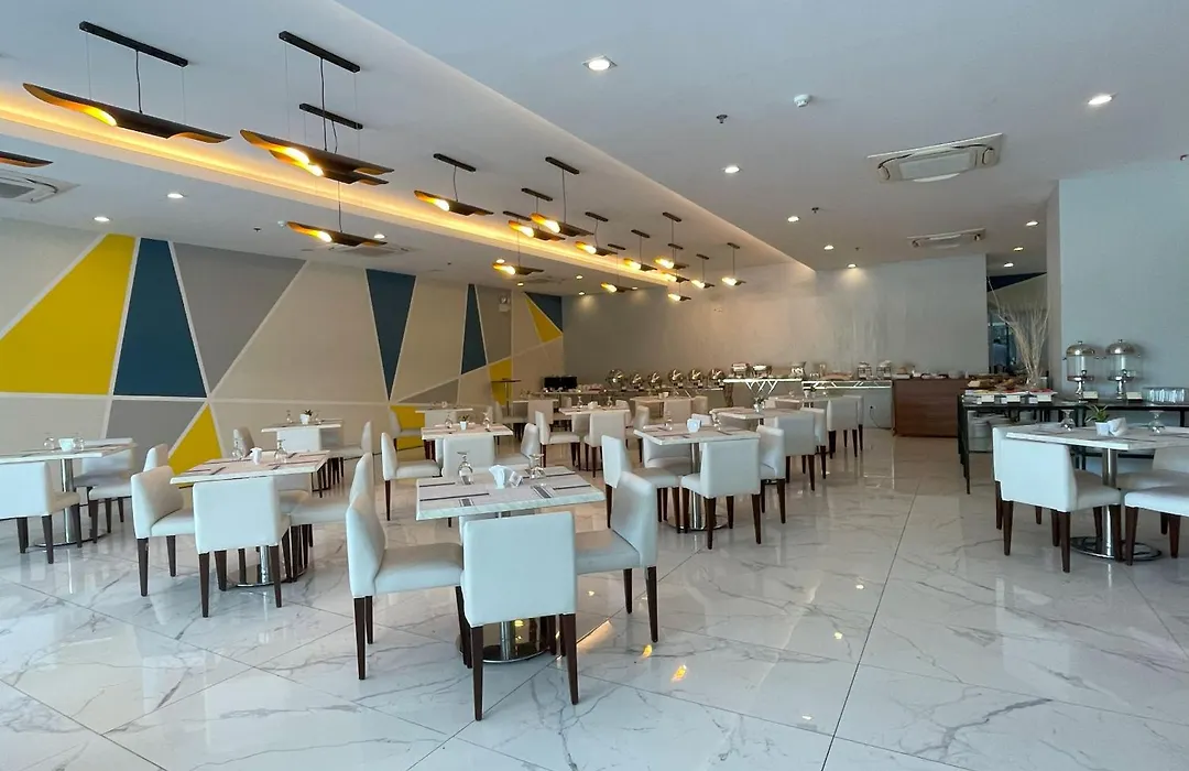 Golden Peak Hotel & Suites-1