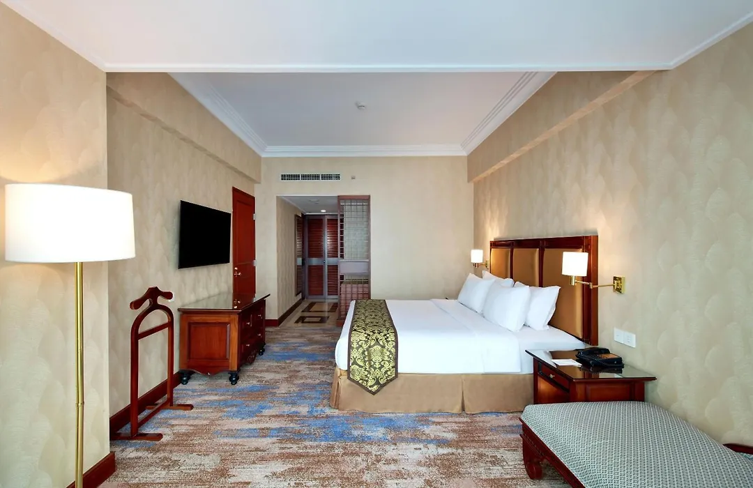 Lumire Hotel & Convention Centre-1