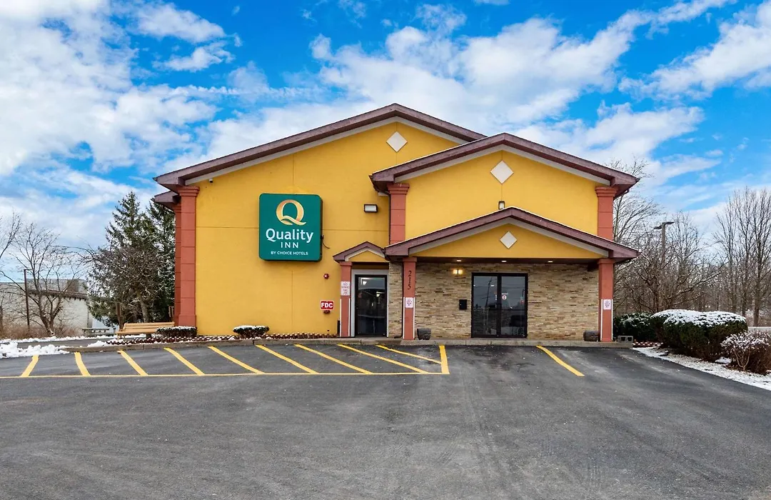 Quality Inn Oneida Near Casino-1