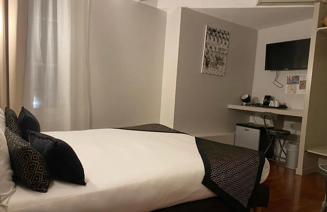 Hotel Vendome-1