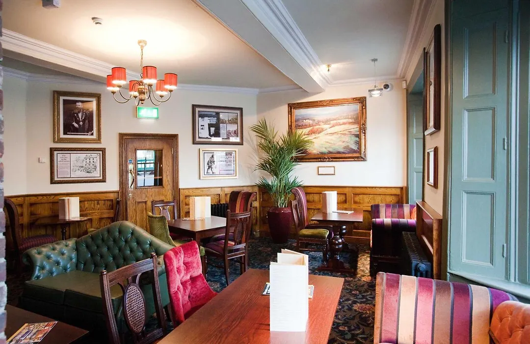 The Unicorn Hotel Wetherspoon-1