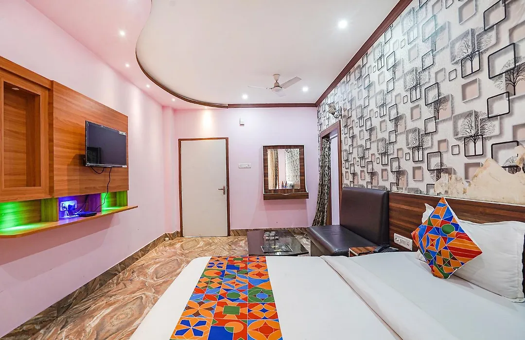 Fabhotel Deepak Palace - Assi Ghat-1