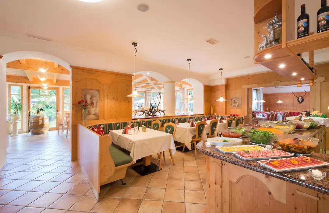 Apparthotel Germania-1