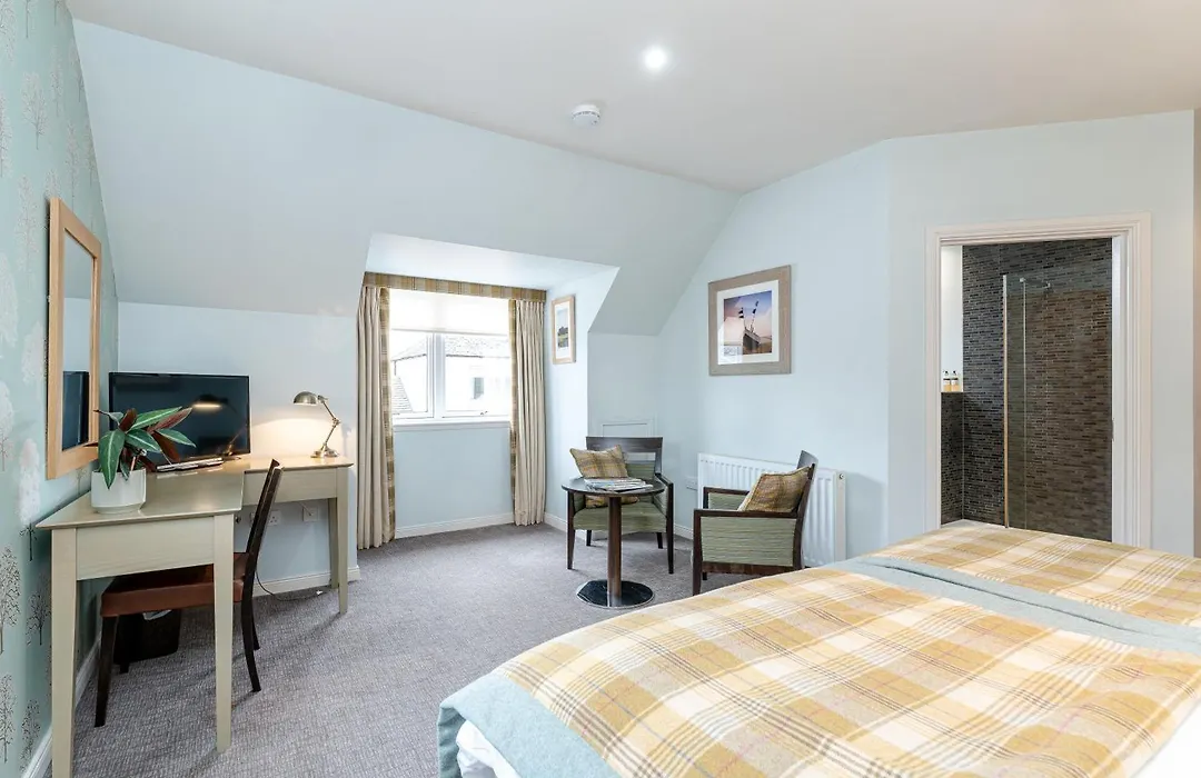 Sandown House-1