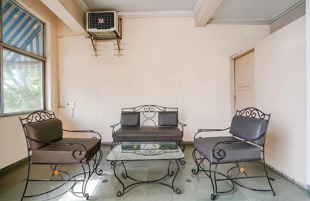Fabexpress Shanti Inn - Nr Vijay Mamta Theatre, Nashik Road-1