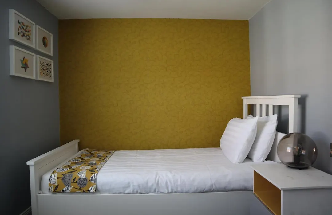 Hardwick Arms Hotel-1
