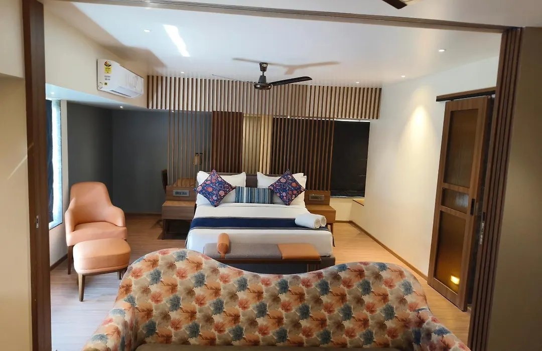 Hotel Le Grande - Mumbai International Airport-1