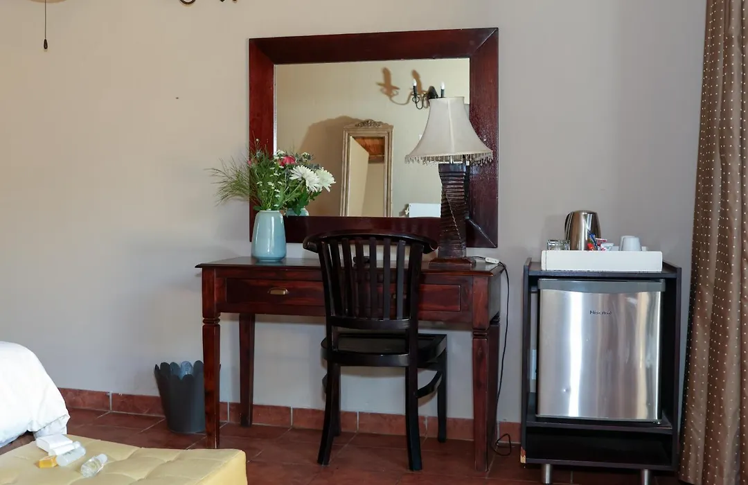 Thaba Legae Guest Lodge-1