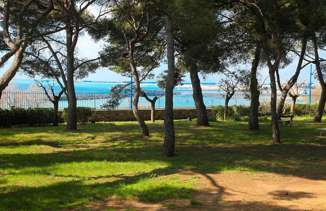 Domaine du Lazaret - Village vacances 3 étoiles en bord de mer-1