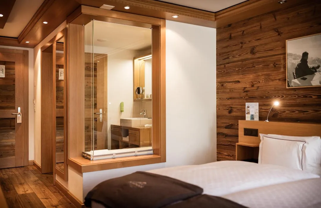 Petit Chalet By Schoenegg-1