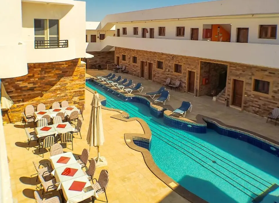 Carmine Hotel Dahab-1