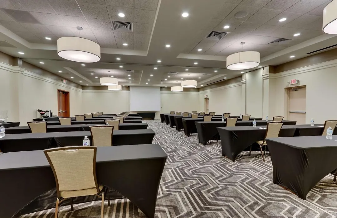 Drury Inn & Suites Orlando Near Universal Orlando Resort-1