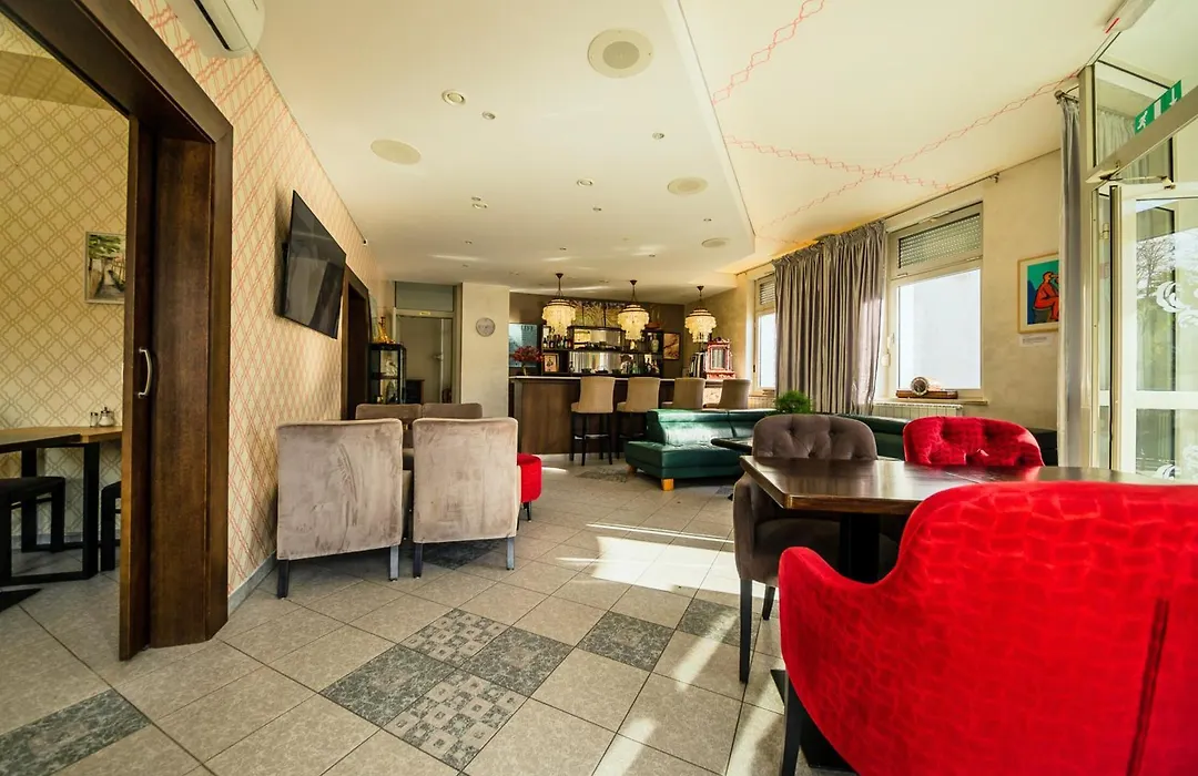 Hotel Maj Inn-1