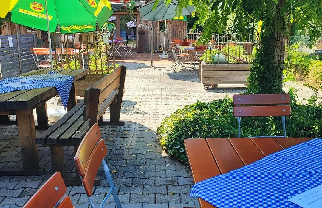 Wirtshaus Zur Bina-1