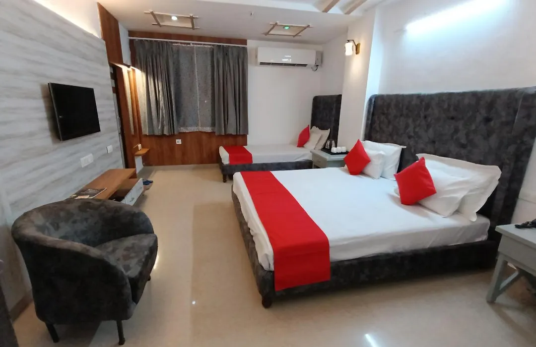 Hotel Omni Plaza-1