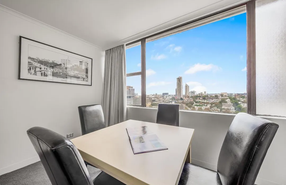 Oaks Sydney Hyde Park Suites-1