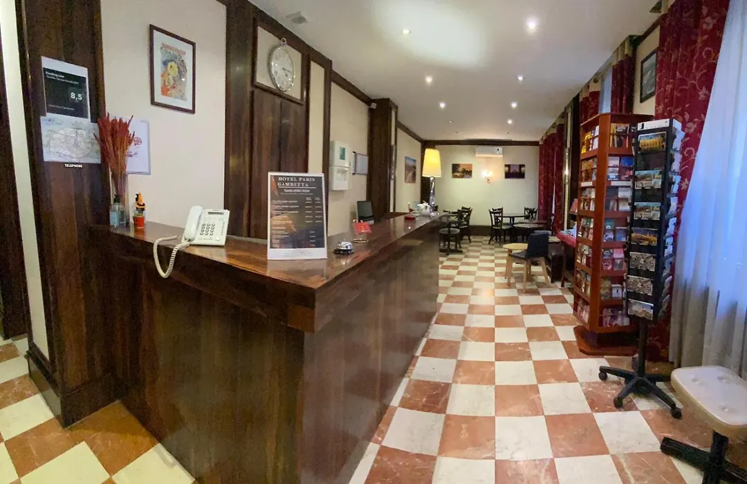 Hôtel Paris Gambetta-1