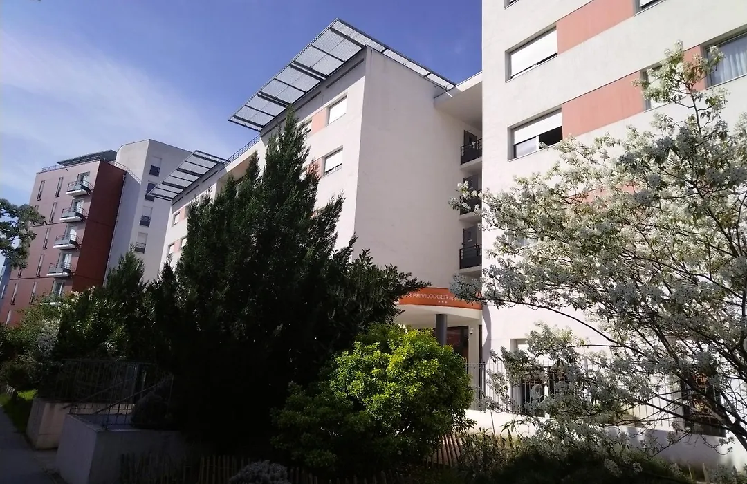 Apparthotel Privilodges Lyon Lumiere-1