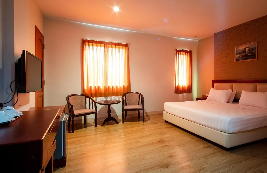Lovina Inn - Nagoya Batam-1