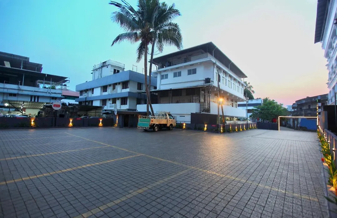 Park Residency Luxury Business Hotel-1