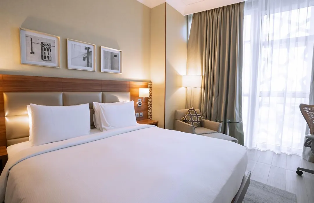 Hilton Garden Inn Dubai Deira-1
