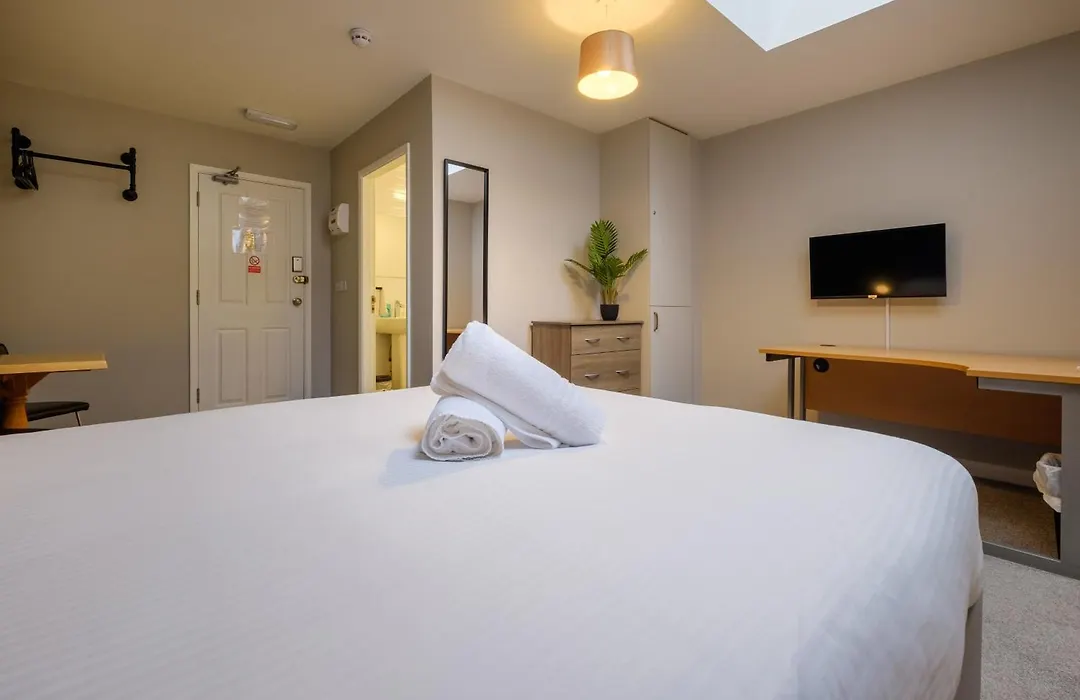 Station Lodge - Free Off-Site Health Club Access With Pool, Sauna, Steam Room & Gym-1
