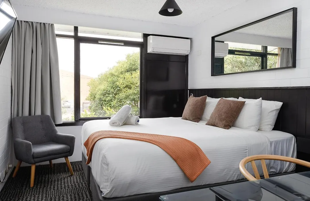 M Hotel-1