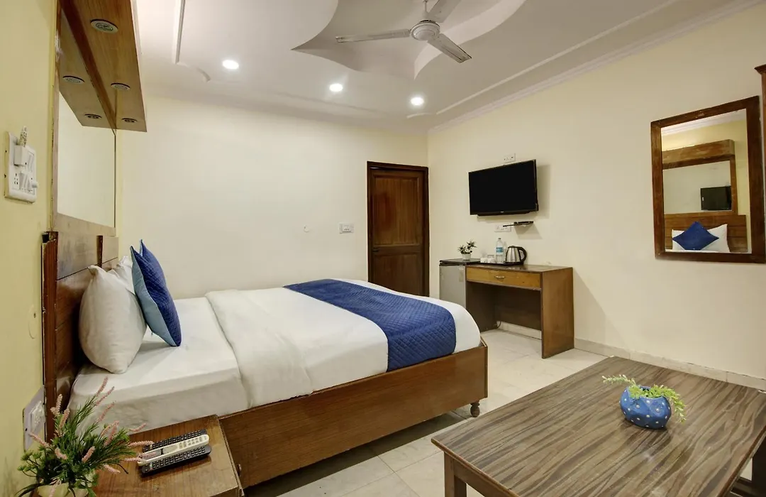 Hotel The Eden Park-1