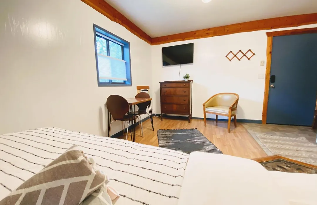 Flathead Lake Resort-1