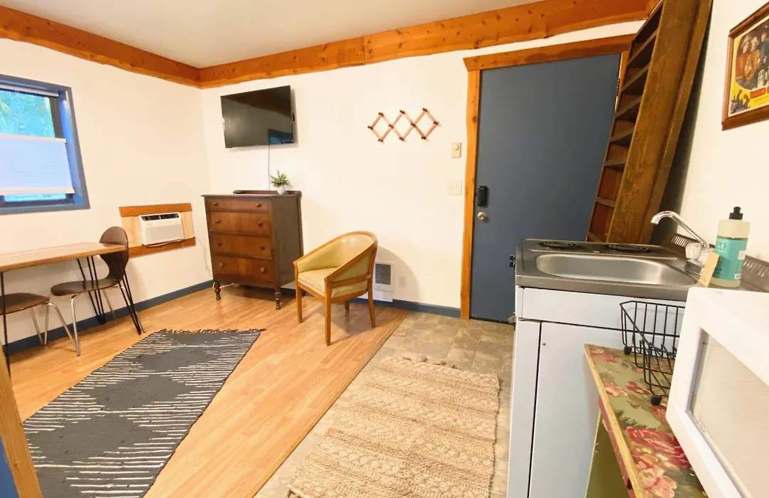 Flathead Lake Resort-1