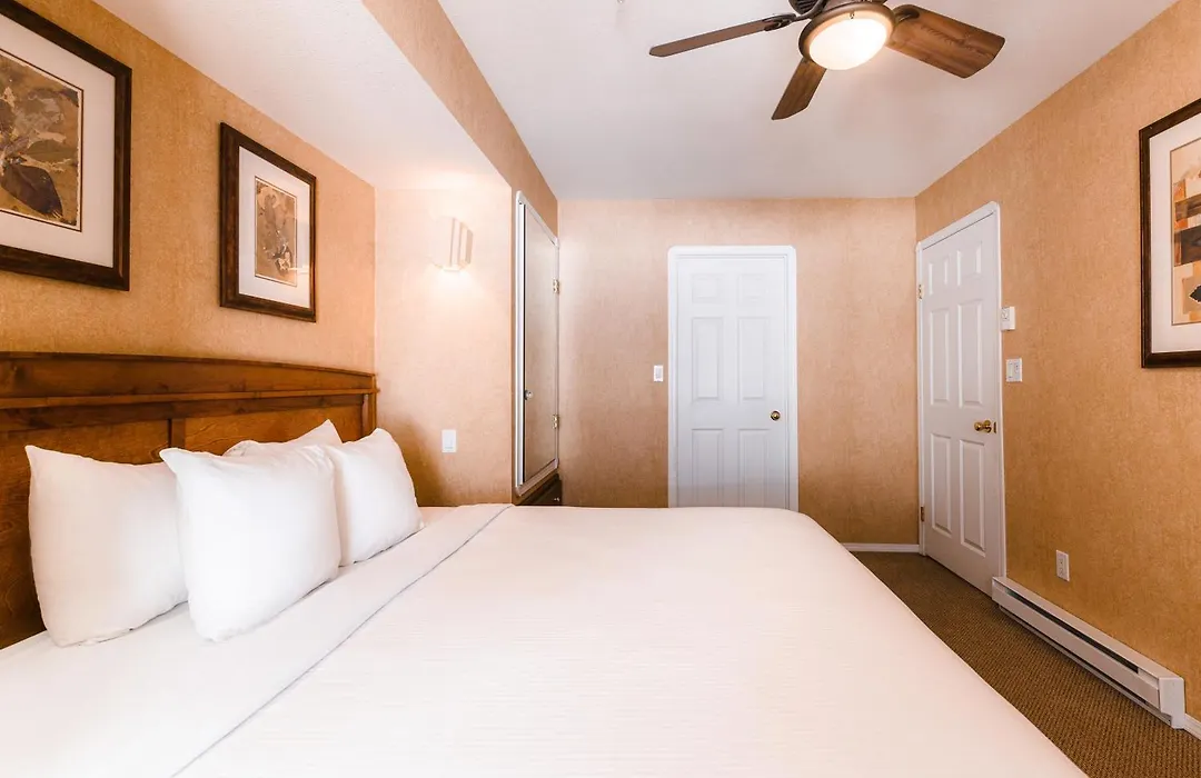 Mountain View Suites & Residency At Fairmont Hot Springs-1