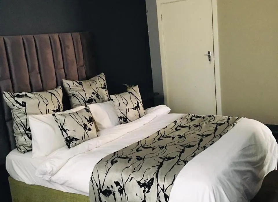 Derrick Guest House-1