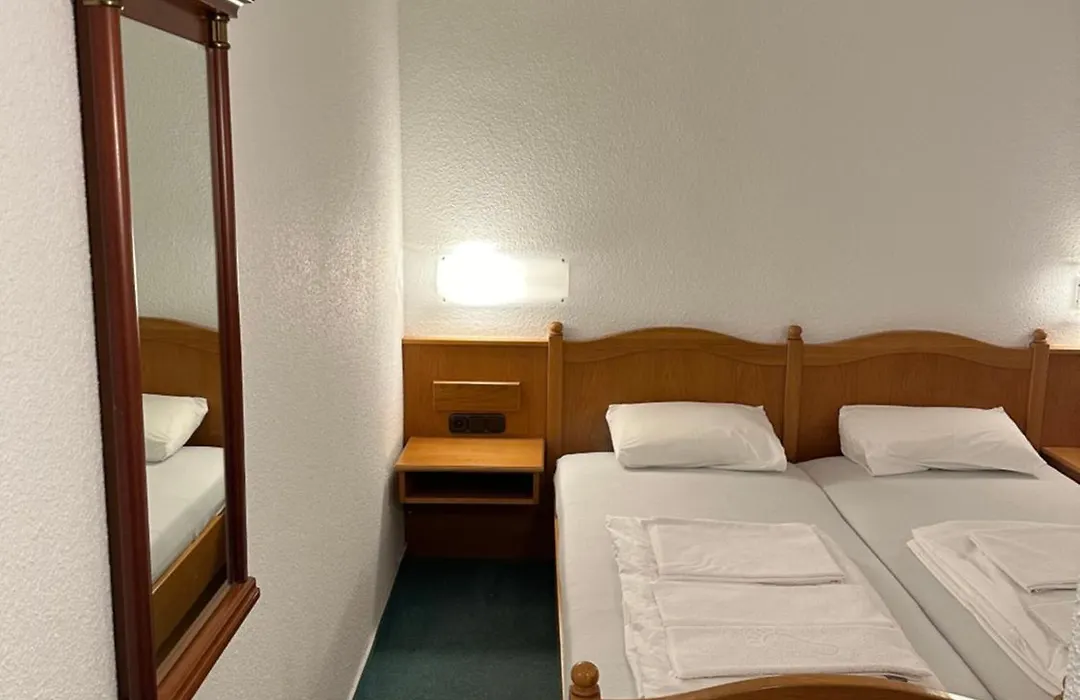 Hotel Sachsenhof-1
