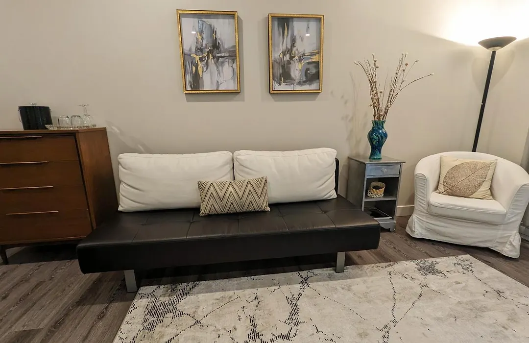 Maple Rise Guesthouse-1