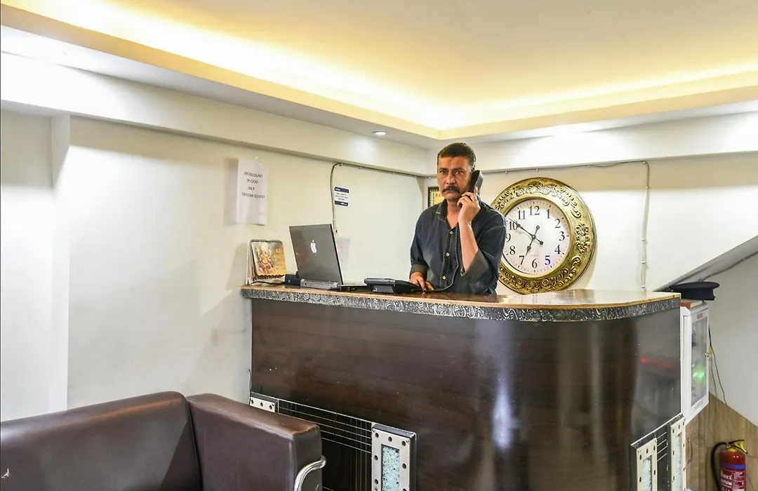 Airport Hotel Mahal-1