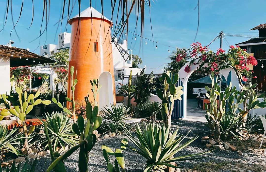 Santorini Villa Cam Ranh-1