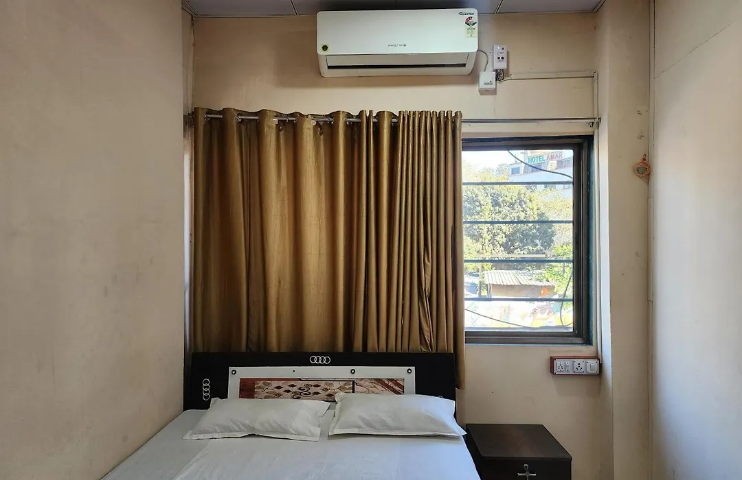 Hotel Diamond Ac Dormitory And Guest House-1