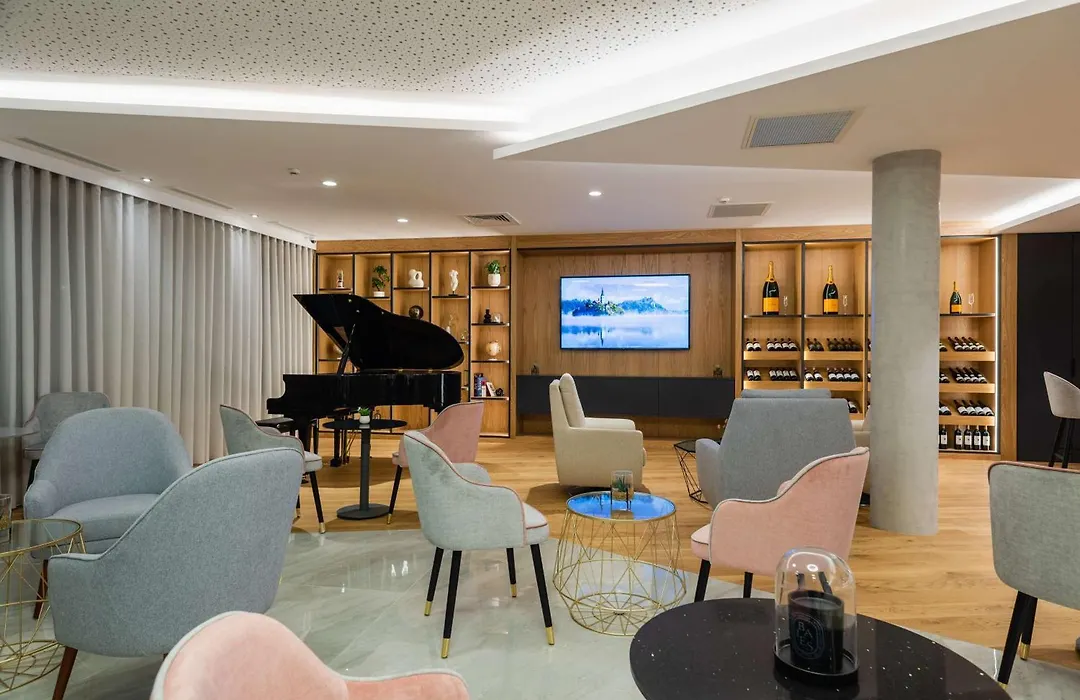Brit Hotel Paris Orly Rungis-1