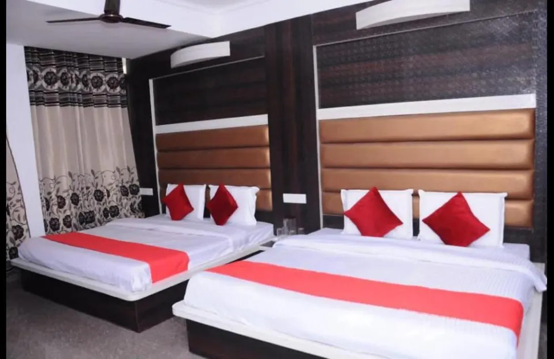 Hotel Lords Paradise-1