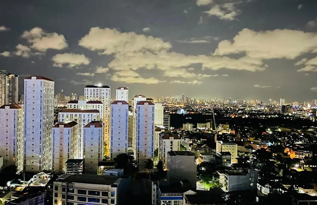 Urban Deca Tower Edsa-1