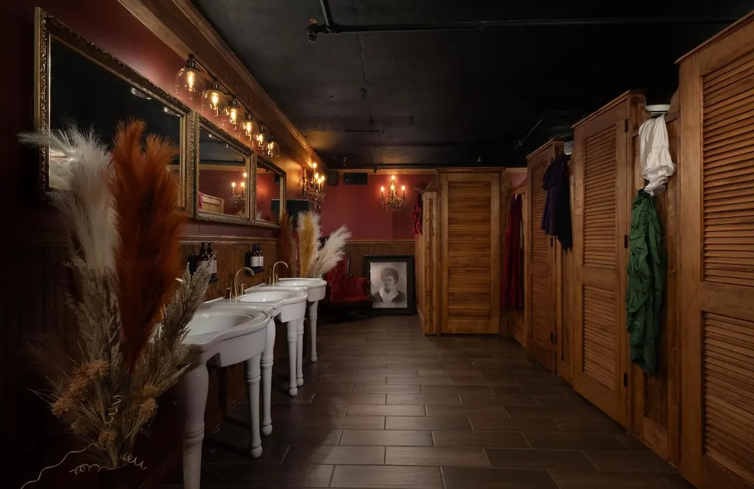 The Westerner - Extended Stay-1