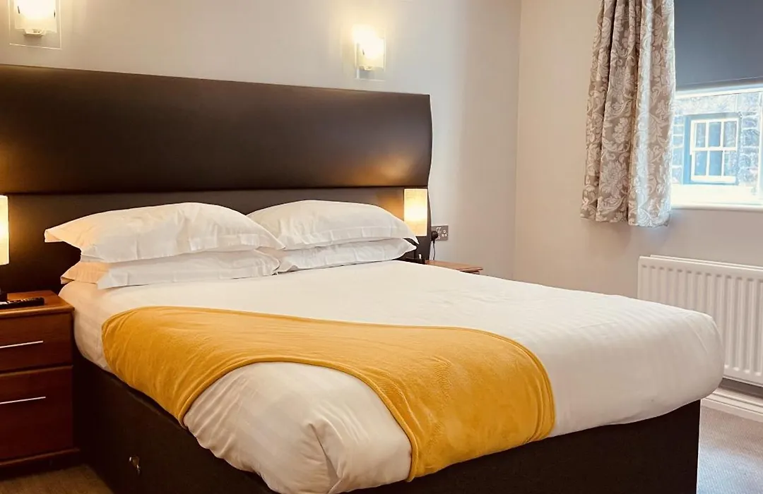 The Diamond Inn-1